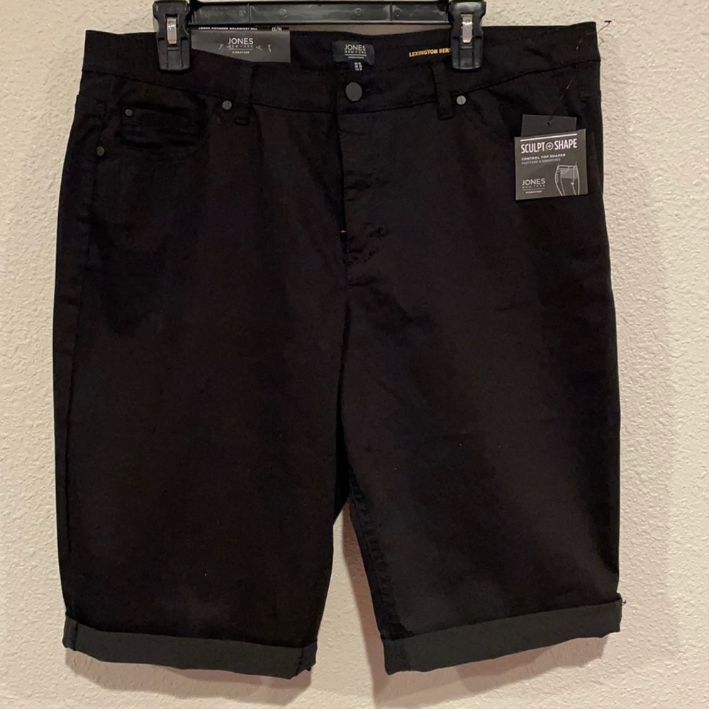 Jones New York Signature Lexington Bermuda Shorts Size 16 Black